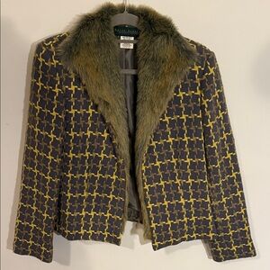 Harve Benard Women's Yellow and Gray Patterned Blazer in with Faux Fur Collar